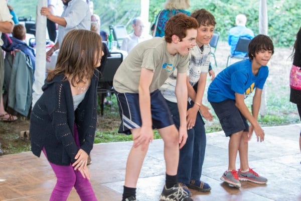 Portland Bar Mitzvah DJ Shakes Sauvie Island