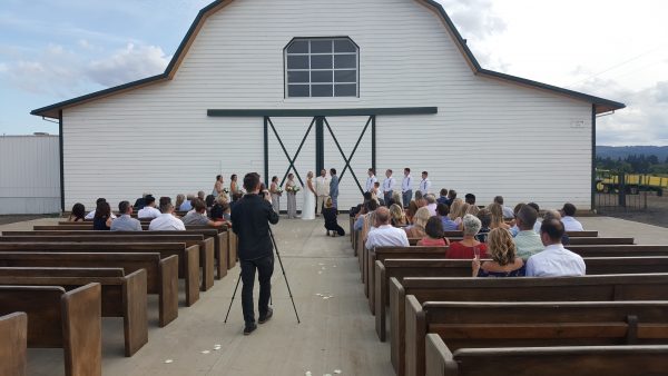 The Butler Barn Country Wedding Pro Djs Portland