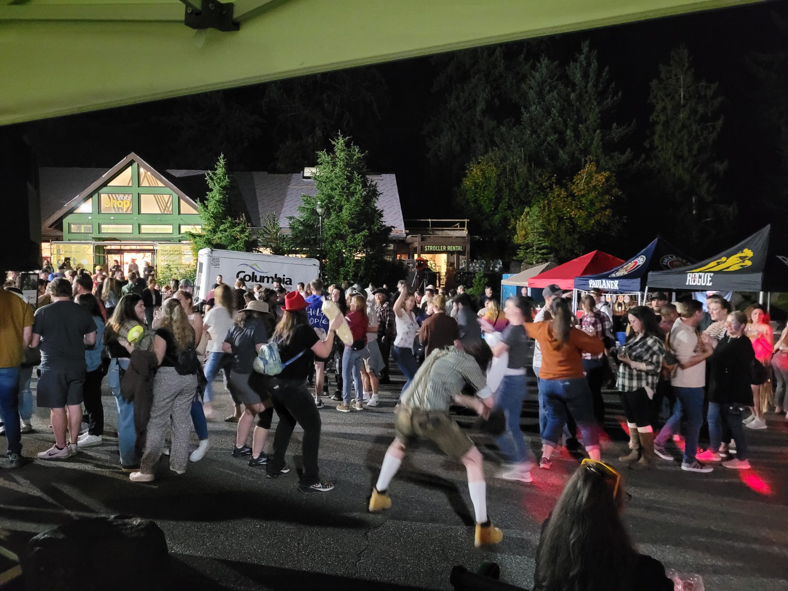 Oregon Zoo Zootoberfest (September 26-27, 2025)