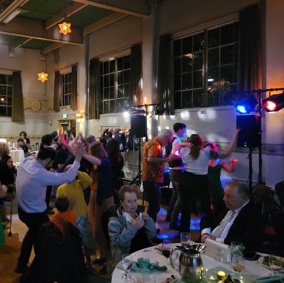 Gita Gelfer (Victoria’s Bat Mitzvah Celebration)