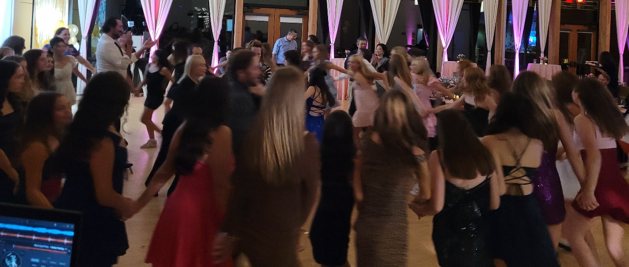 Dana’s High Energy Bat Mitzvah Celebration